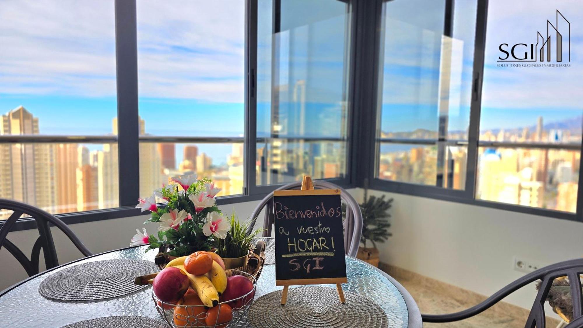 Bahia Views - Premium Torres D' Oboe Apartment เบนิดอร์ม ภายนอก รูปภาพ